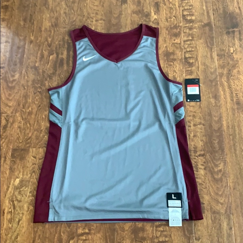 Nike Men’s Basketball Jersey Size L